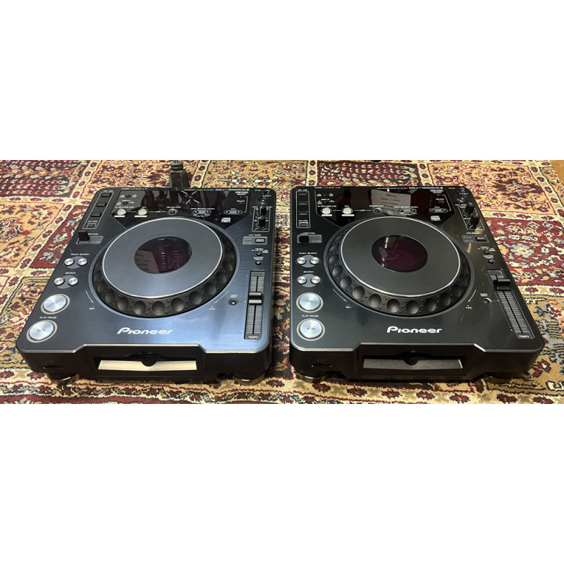 2 x Pioneer - CDJ-1000MK2 - avec caisse protecteur (Usagé)