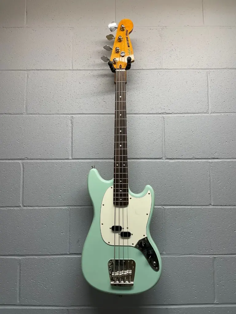 Squier CV 60s Mustang - Basse 4 Cordes - Vert Surf - Usagé