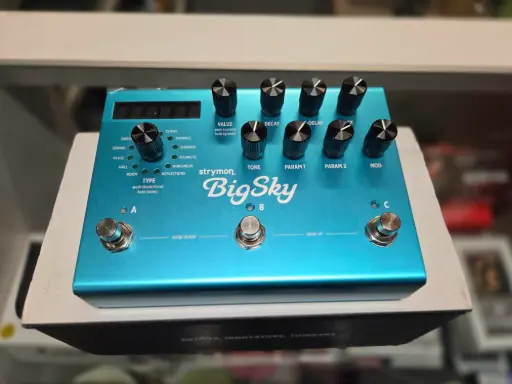 [STRYMONBIGSKY] Strymon - Pédale Big Sky Reverb - Boite ouverte